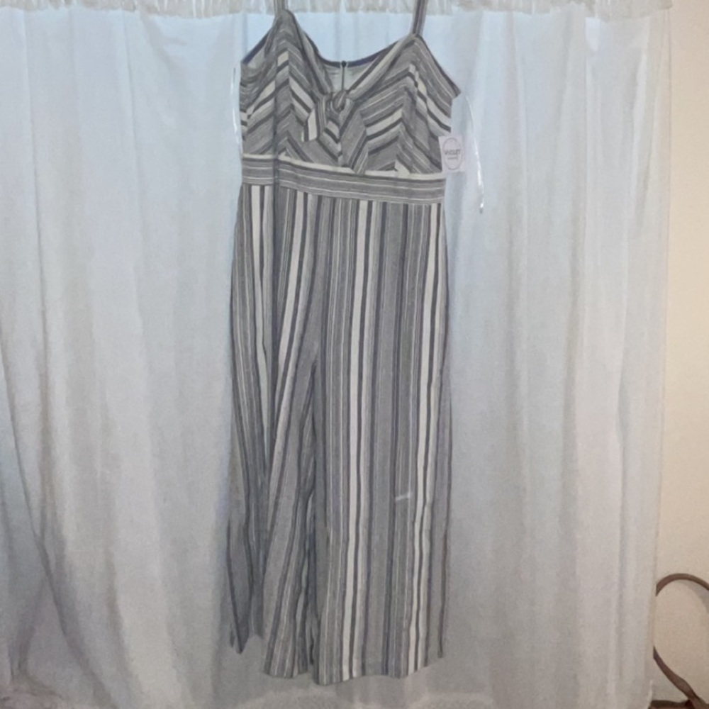Striped Jumpsuit - Picture 3 of 3